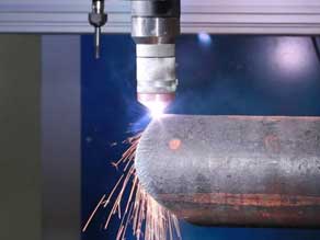 Close-up of MO Compact plasma cutting torch.